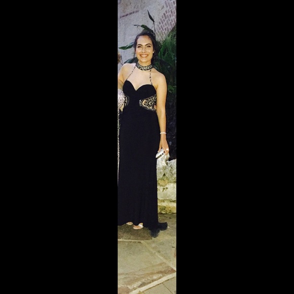 Prom dress - Picture 1 of 4